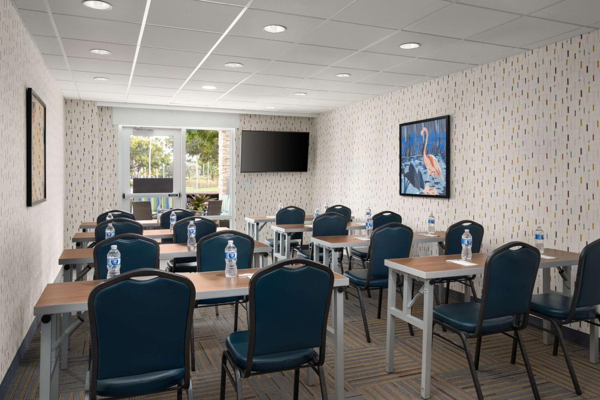 Home2 Suites By Hilton Miramar Ft. Lauderdale Exterior photo